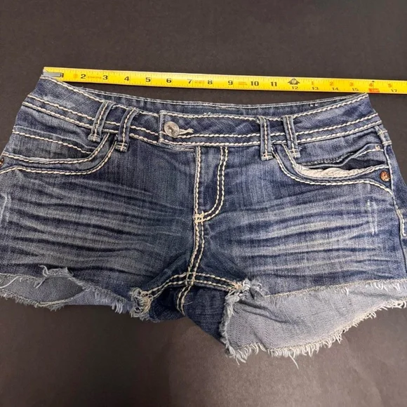 YMI Vintage Y2K LOW RISE Denim Shorts - Picture 5 of 7